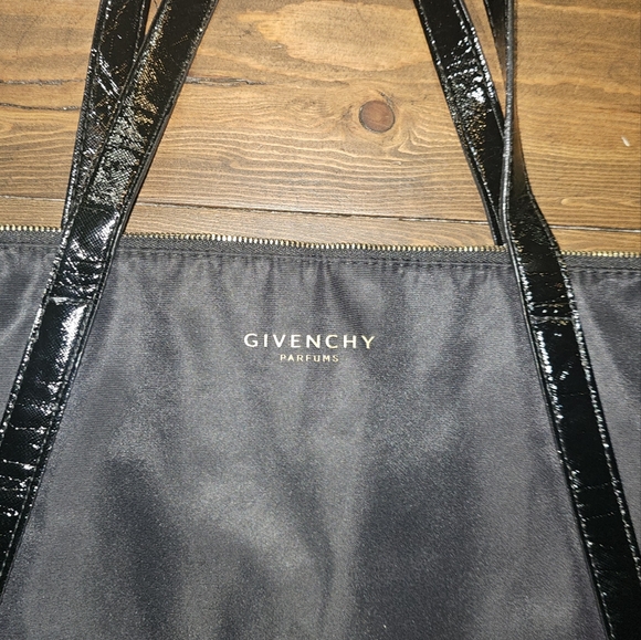 Givenchy parfum nylon tote bag - Picture 2 of 9